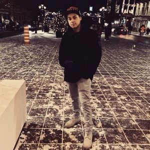 Meet your Posher, Tommy